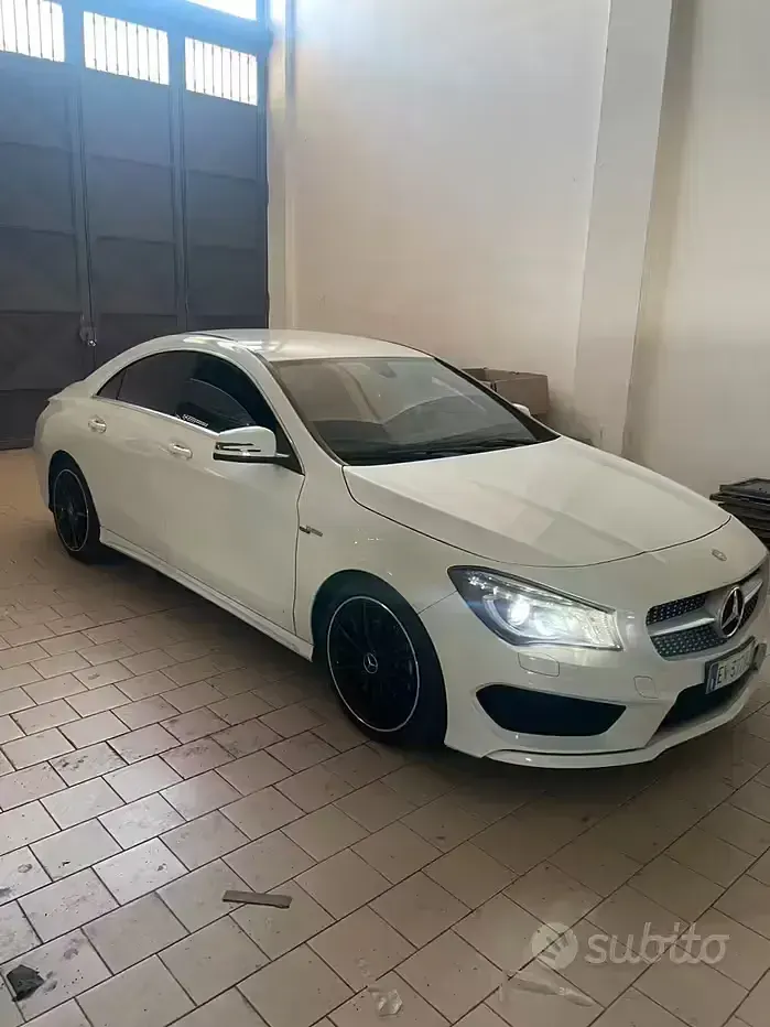 Usata Mercedes CLA180 Executive 109 CV (80 kW) 2014 Bianco Coupé