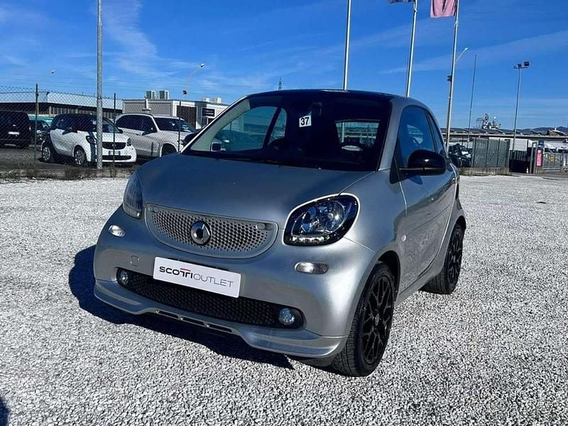 Nargento alfa + tett Usata 2019 Smart ForTwo Coupé Prime Coupé | 13.500 € (Buon prezzo) - Immagine 1/4