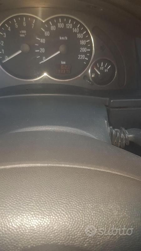 Usata Opel Meriva 2004 Blu Monovolume