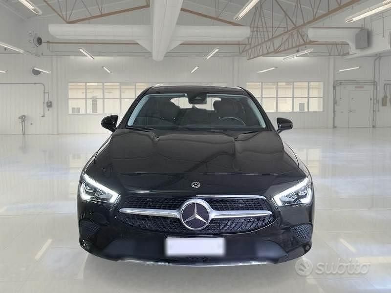 Usata Mercedes CLA180 2021 Nero Berlina