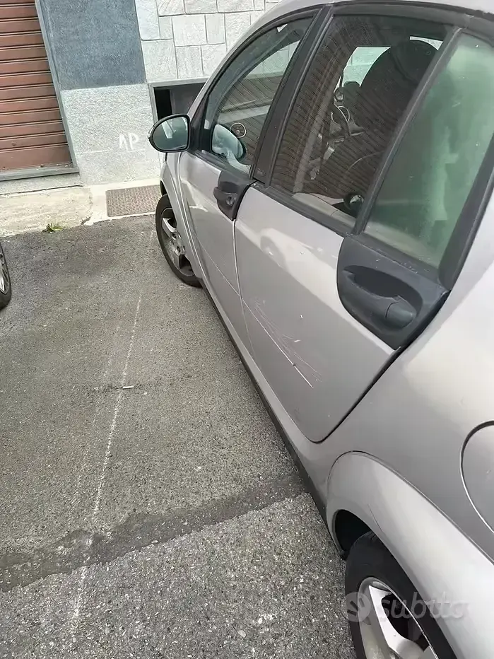 Begagnad Smart ForFour 95 HK (69 kW) 2004 Grå Halvkombi