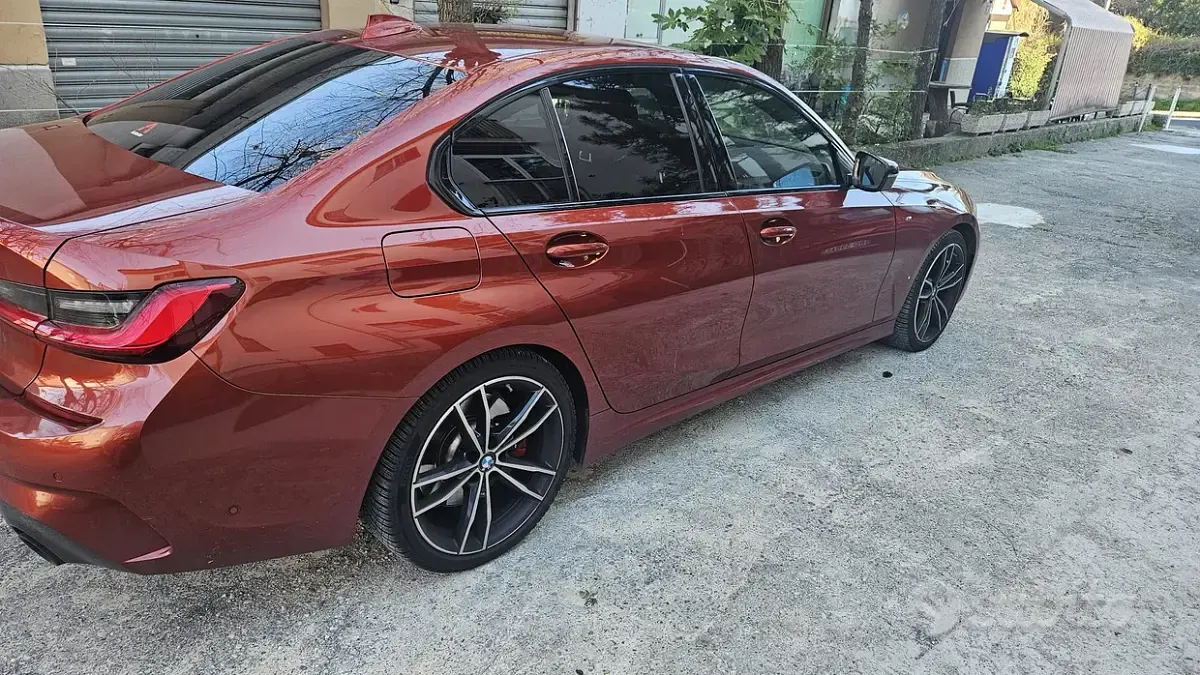 Usata BMW 330 M Sport 286 CV (210 kW) 2021 Arancione Berlina