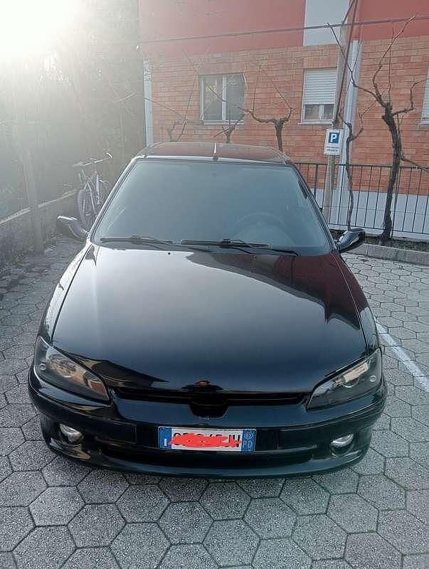 Usata Peugeot 106 118 CV (86 kW) 2002 Utilitaria