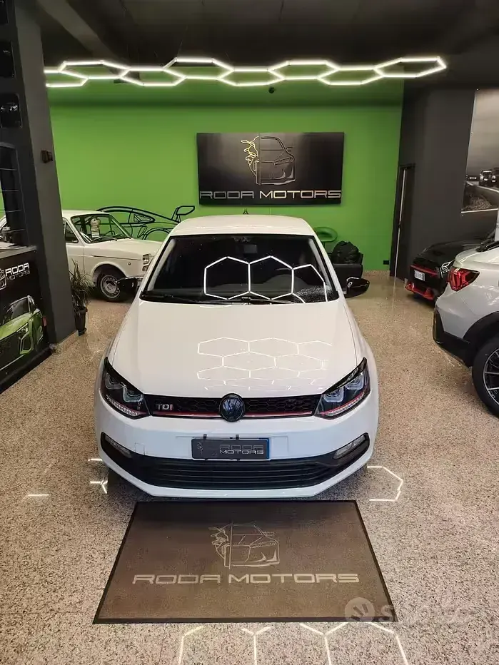 Usata VW Polo Business 75 CV (55 kW) 2017 Bianco Berlina