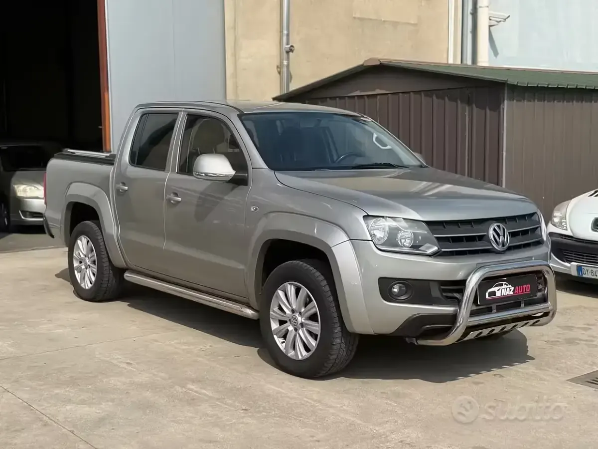 Usado VW Amarok Highline 164 CV (120 kW) 2012 Gris Pickup/Camioneta