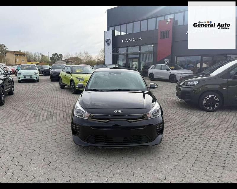 Usata Kia Rio GT-Line 101 CV (74 kW) 2021 Nero Utilitaria