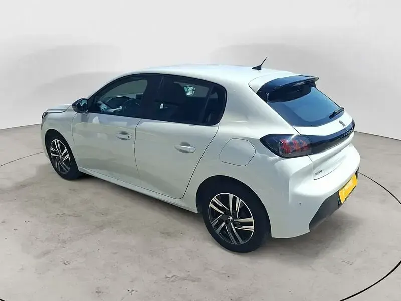Usata Peugeot 208 Active 75 CV (55 kW) 2023 Utilitaria