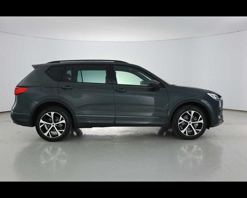 Usata Seat Tarraco 150 CV (110 kW) 2023 Verde SUV