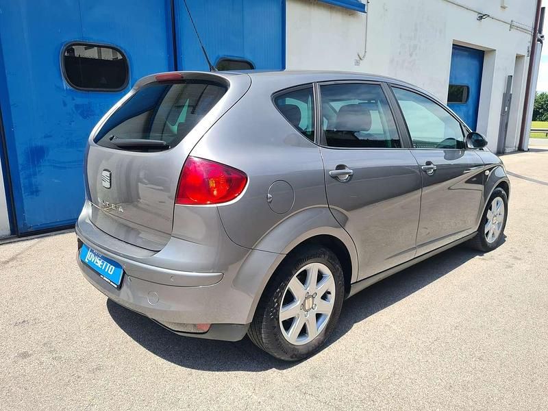 Usata Seat Altea Stylance 105 CV (77 kW) 2008 Grigio scuro metallizzato Monovolume