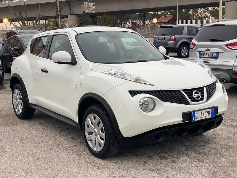 Usata Nissan Juke Visia 110 CV (80 kW) 2011 Bianco SUV