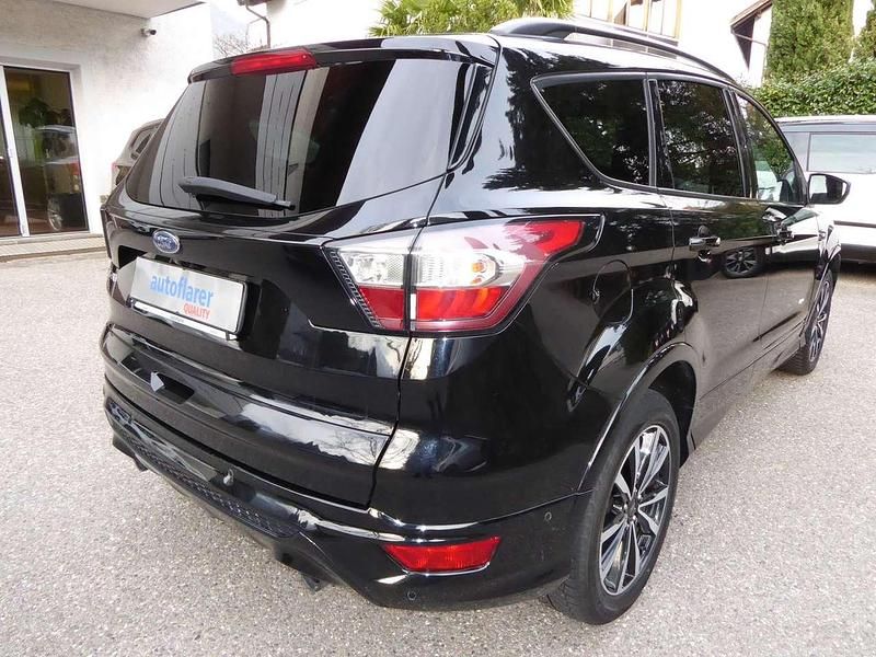 Usata Ford Kuga ST-Line 179 CV (131 kW) 2018 Nero SUV