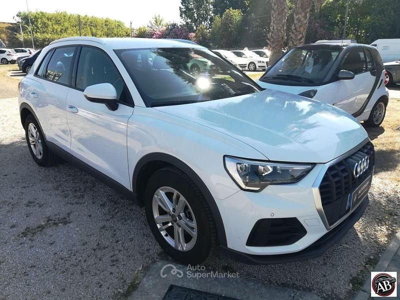 Bianco Usata 2019 Audi Q3 S-Line SUV | 21.400 € (Super prezzo) - Immagine 1/4