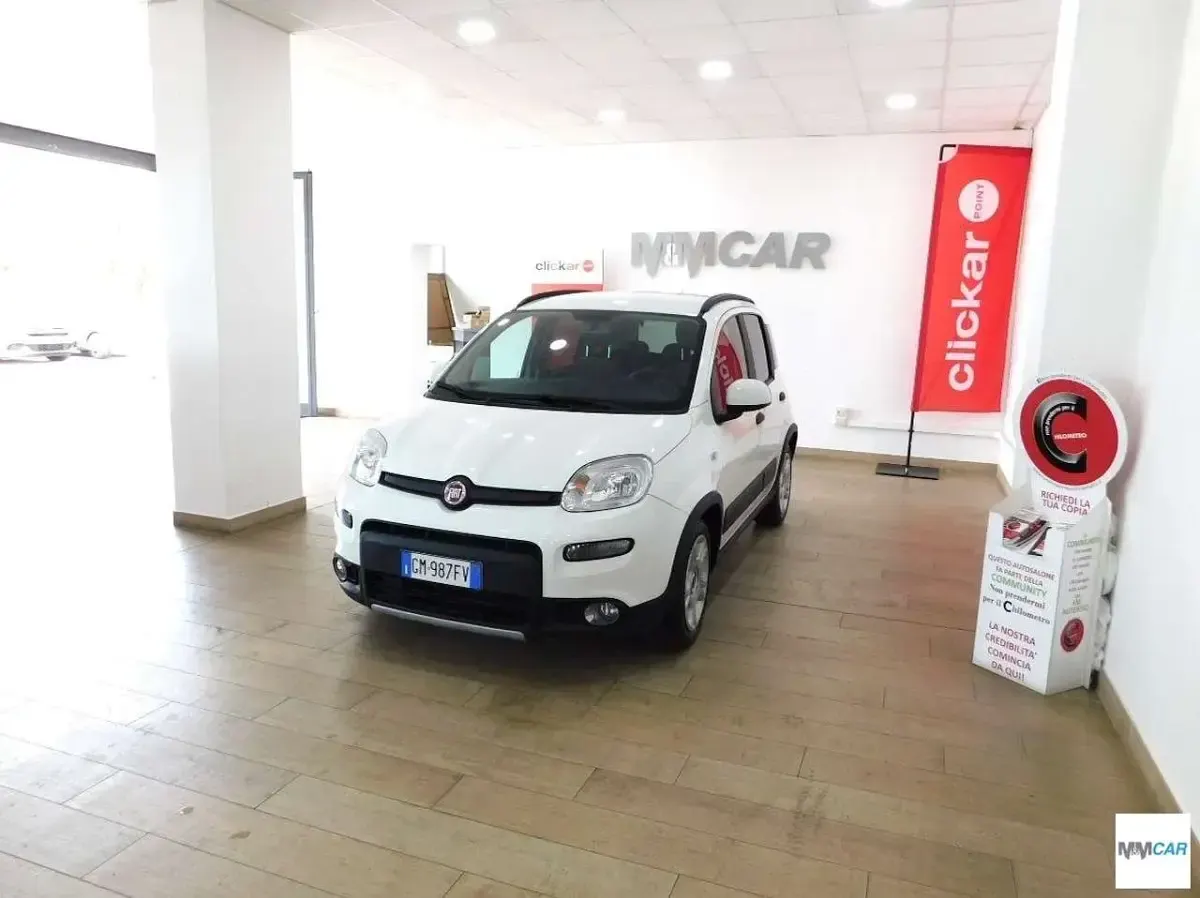 Usata Fiat Panda S 69 CV (50 kW) 2023 Bianco Utilitaria