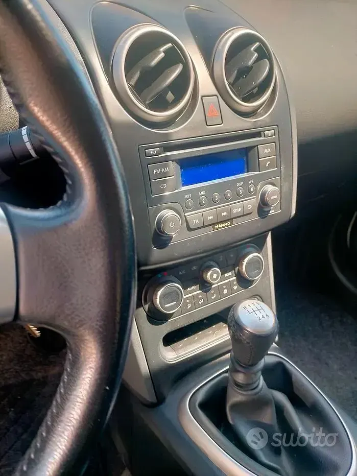 Usata Nissan Qashqai Acenta 110 CV (80 kW) 2012 Bianco SUV