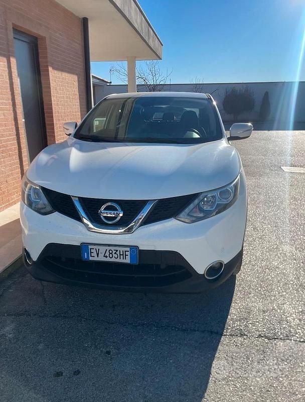 Usata Nissan Qashqai Tekna 115 CV (84 kW) 2015 SUV