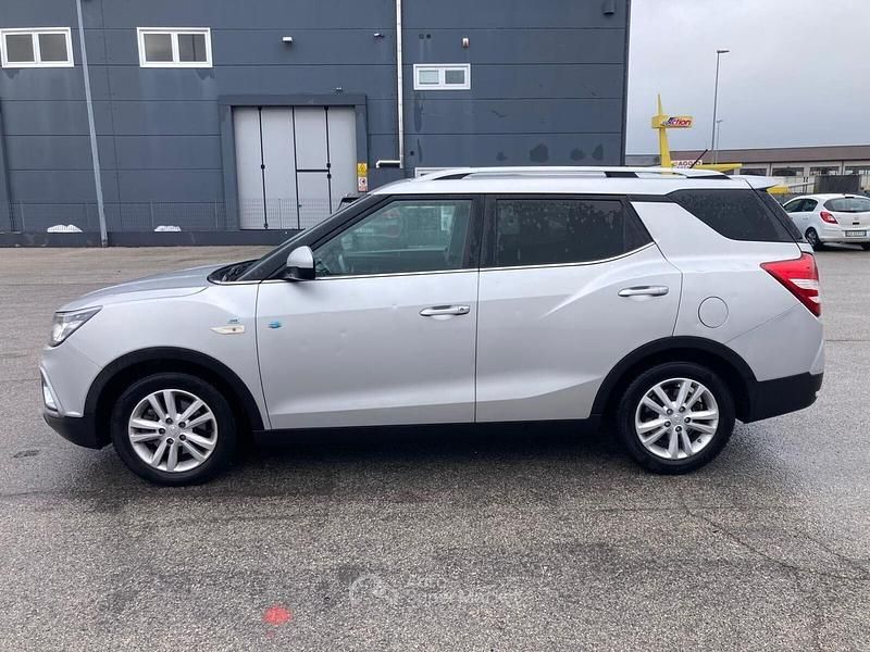 Usata Ssangyong (KGM) XLV 116 CV (85 kW) 2017 Argento SUV