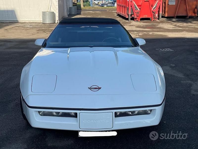 Bianco Usata 1990 Corvette C4 Cabrio | 16.000 € - Immagine 1/3