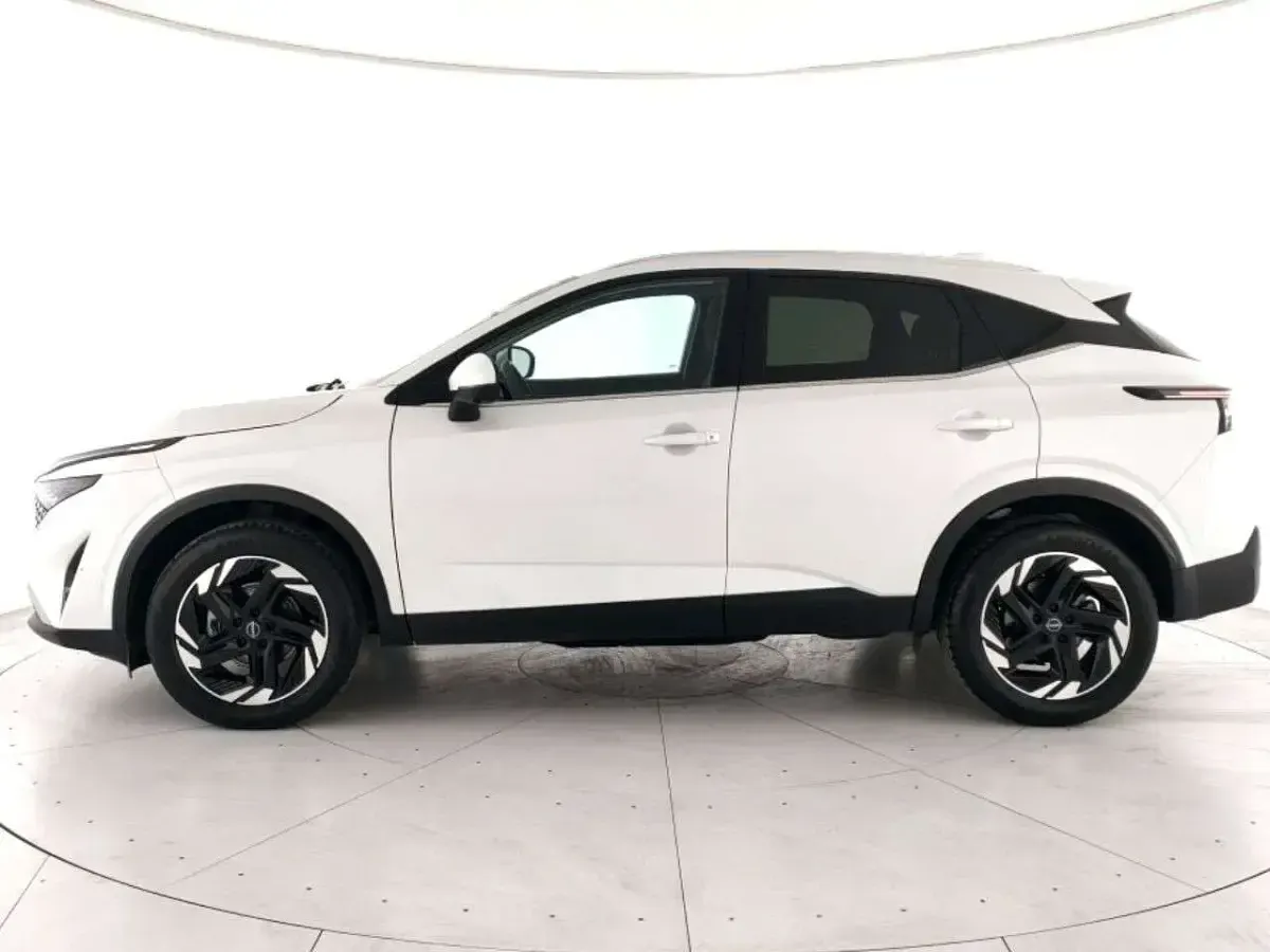 Usata Nissan Qashqai N-Connecta 158 CV (116 kW) 2025 Bianco perla SUV