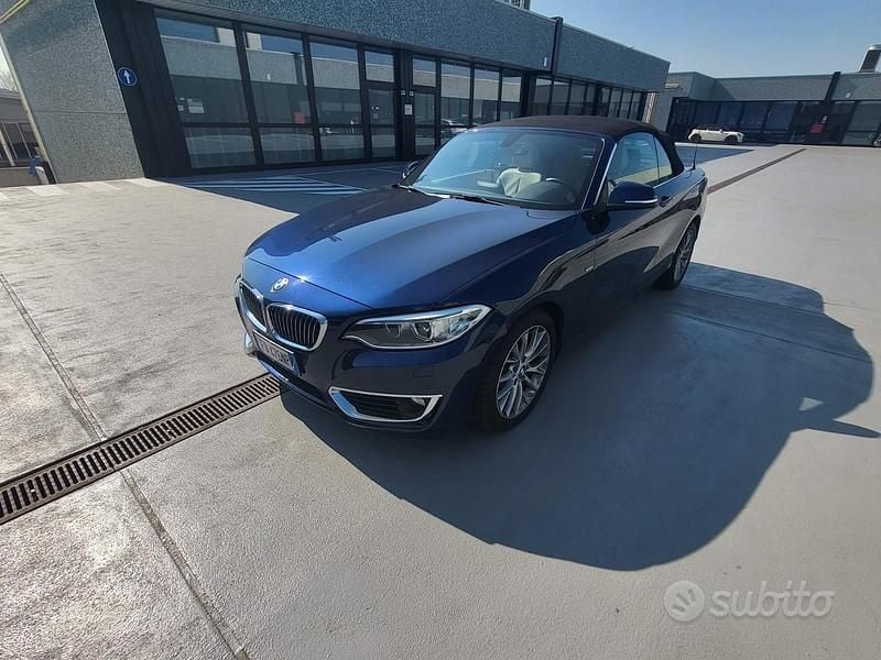 Usata BMW 218 Luxury Line 136 CV (100 kW) 2016 Blu Cabrio