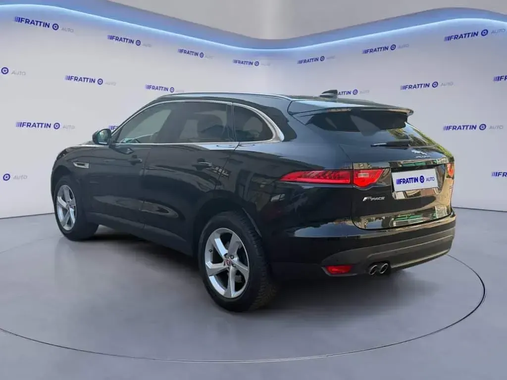 Usata Jaguar F-Pace Prestige 245 CV (180 kW) 2016 Nero SUV
