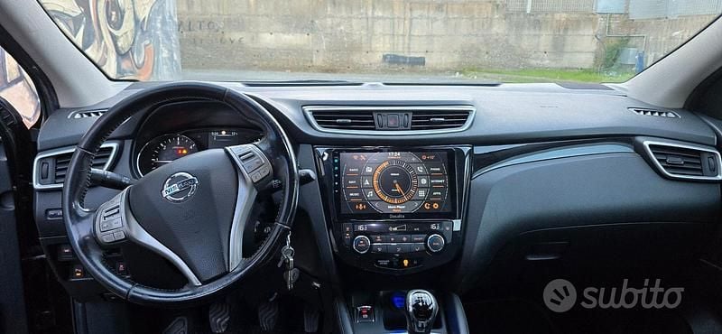 Usata Nissan Qashqai N-Connecta 110 CV (80 kW) 2016 Nero SUV