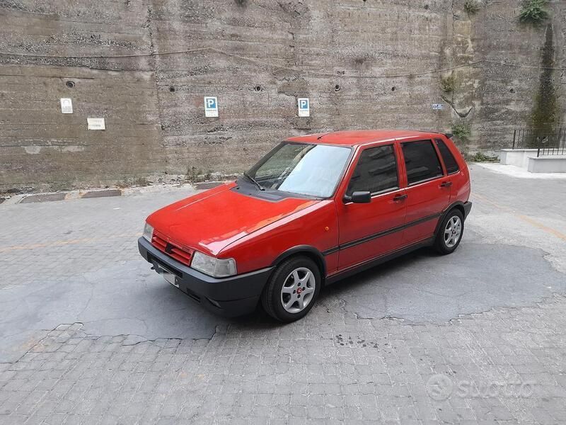 Usata Fiat Uno 49 CV (36 kW) 1994 Rosso Utilitaria
