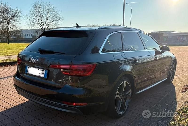 Usata Audi A4 S-Line 190 CV (139 kW) 2016 Blu Station wagon