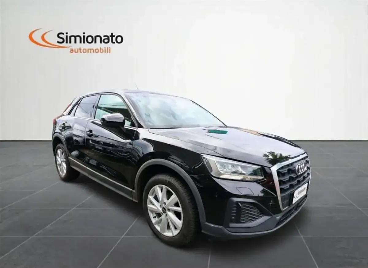 Usata Audi Q2 150 CV (110 kW) 2022 Nero SUV