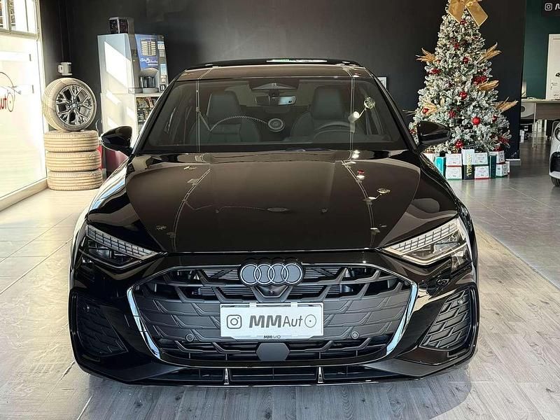 Nuova Audi A3 S-Line 150 CV (110 kW) 2025 Nero mythos metallizzato Berlina