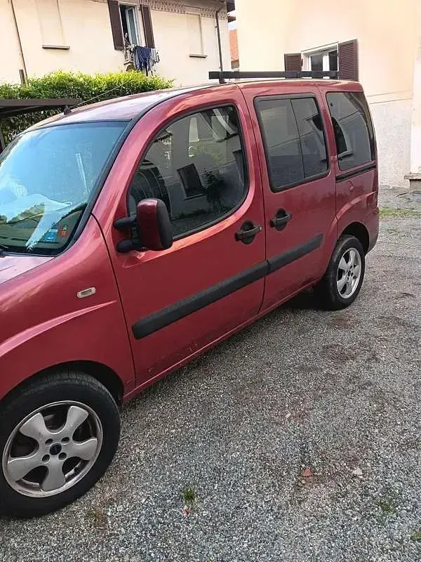Usata Fiat Doblò Dynamic 84 CV (61 kW) 2006 Monovolume