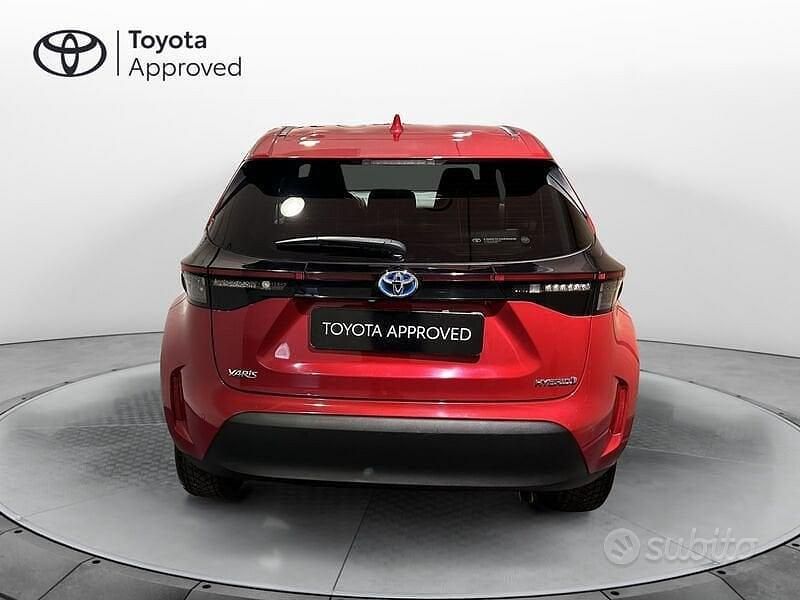 Usata Toyota Yaris Cross Trend 116 CV (85 kW) 2021 Rosso SUV