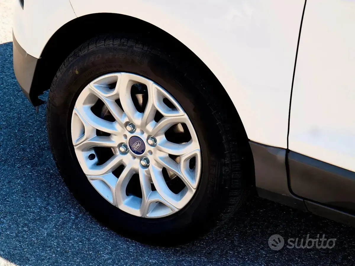 Usata Ford Ecosport 125 CV (91 kW) 2017 Bianco SUV