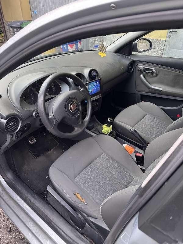 Usata Seat Ibiza 69 CV (50 kW) 2006 Berlina