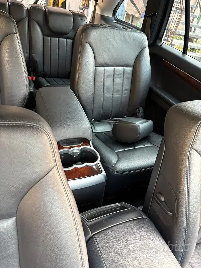 Usata Mercedes 320 224 CV (164 kW) 2007 Grigio SUV