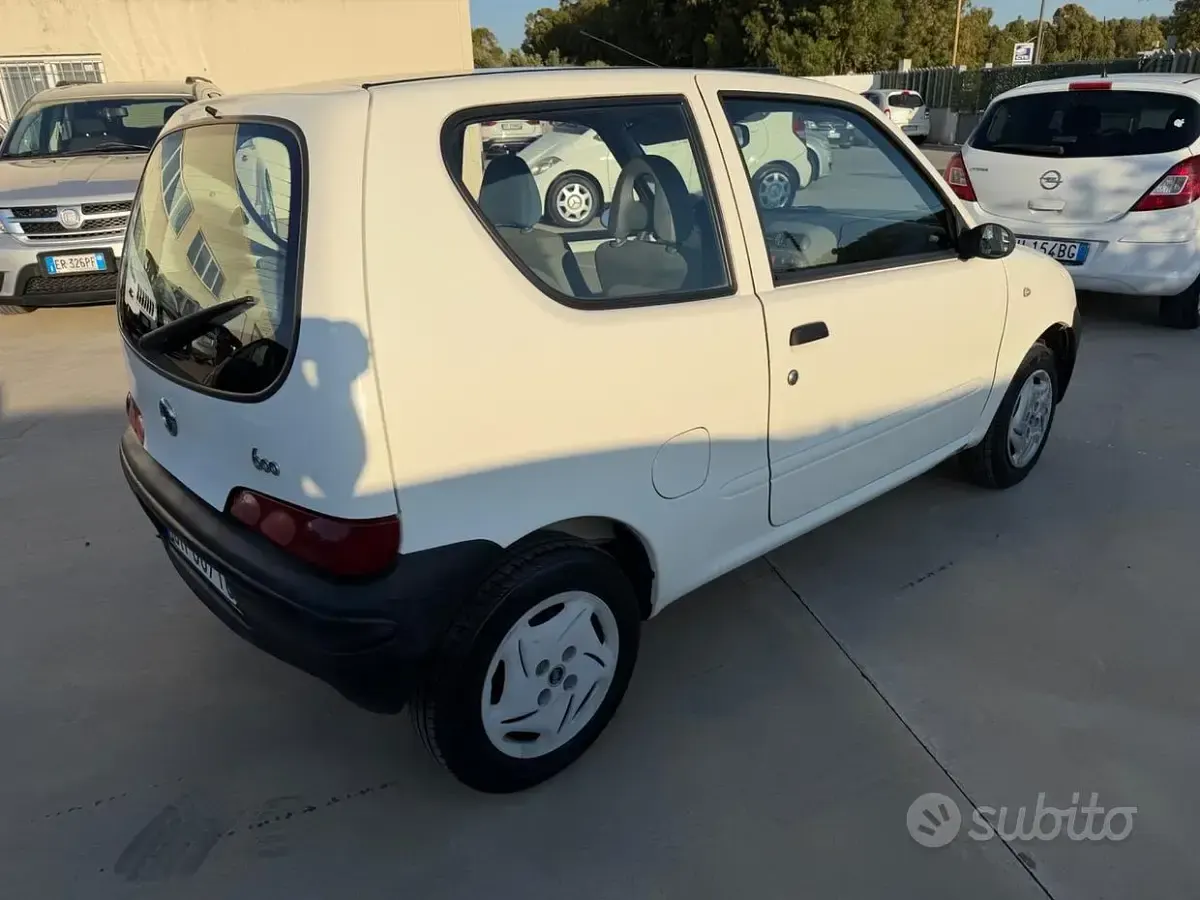Usata Fiat 600 54 CV (39 kW) 2008 Bianco Utilitaria