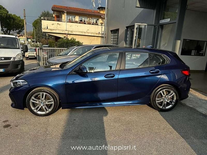 Usata BMW 120 Advantage 190 CV (139 kW) 2021 Blu/azzurro Utilitaria