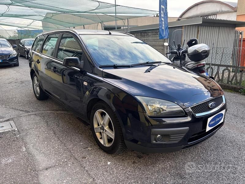 Usata Ford Focus S 116 CV (85 kW) 2007 Nero Station wagon