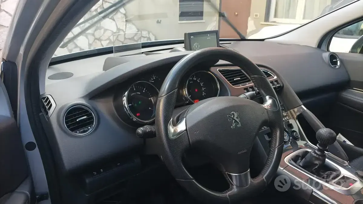Usata Peugeot 3008 Allure 115 CV (84 kW) 2014 Grigio Station wagon