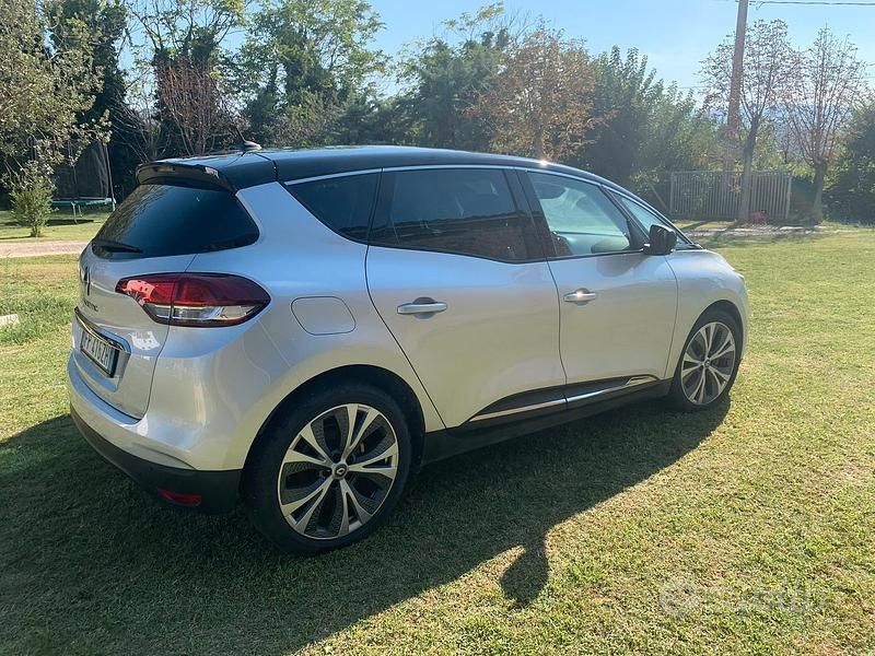 Usata Renault Scénic IV 150 CV (110 kW) 2018 Monovolume