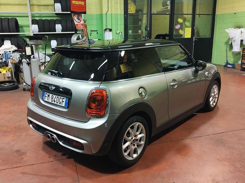 Usata Mini Cooper D 170 CV (125 kW) 2017 Grigio Utilitaria