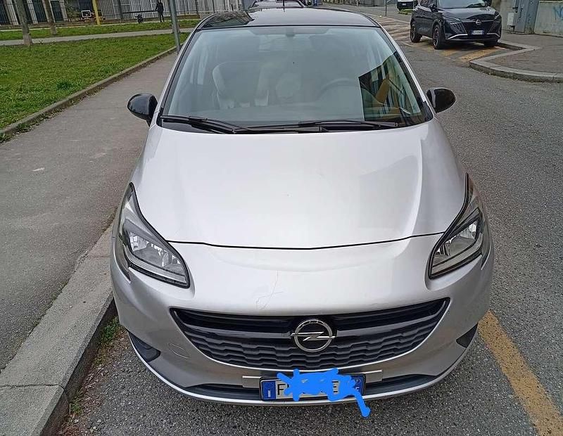 Usata Opel Corsa 90 CV (66 kW) 2017 Argento Utilitaria