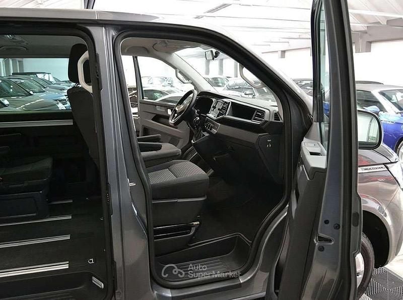 Usata VW Multivan Trendline 150 CV (110 kW) 2020 Gray Monovolume