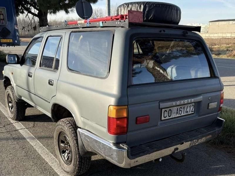 Usata Toyota 4 Runner 143 CV (105 kW) 1990 Grigio SUV