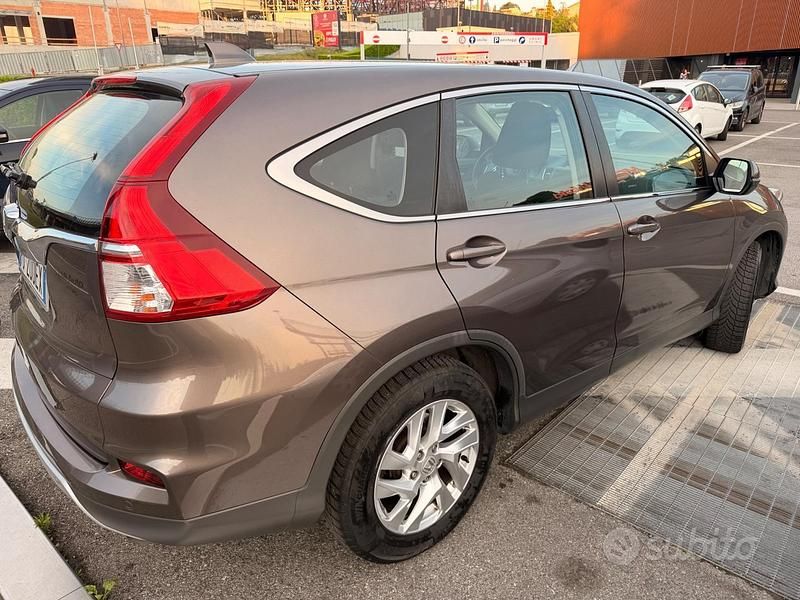 Usata Honda CR-V Elegance 160 CV (117 kW) 2016 Grigio SUV