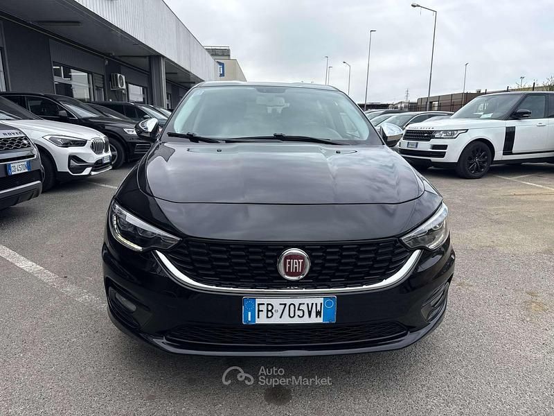Usata Fiat Tipo 120 CV (88 kW) 2016 Nero Berlina