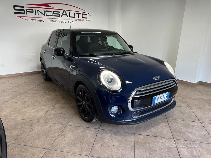 Usata Mini Cooper D Hype 116 CV (85 kW) 2018 Blu Utilitaria