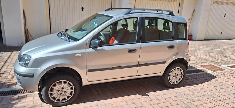 Usata Fiat Panda 4x4 2006 Grigio Utilitaria