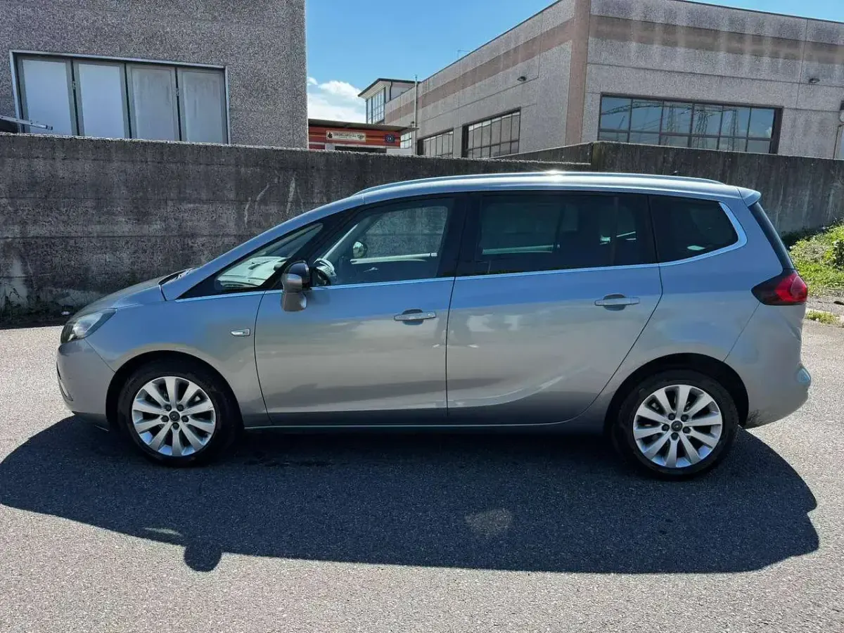 Usata Opel Zafira Tourer Cosmo 150 CV (110 kW) 2013 Blu/azzurro Monovolume