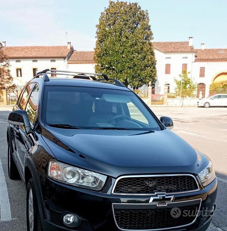 Usata Chevrolet Captiva 163 CV (119 kW) 2011 Nero SUV
