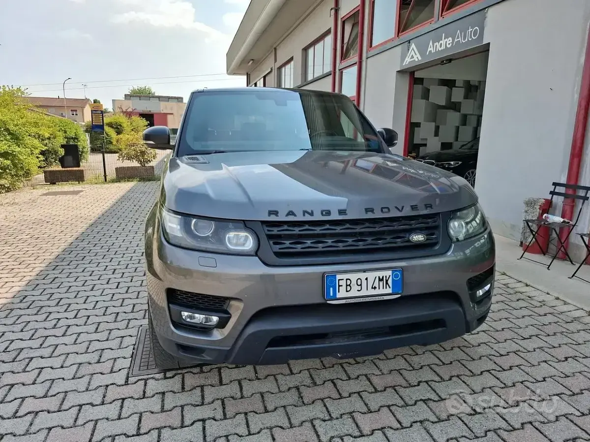 Usata Land Rover Range Rover Sport HSE Dynamic 249 CV (183 kW) 2016 Grigio SUV